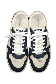 Axel Arigato Schoenen