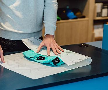 Wij behandelen de kleding met zorg