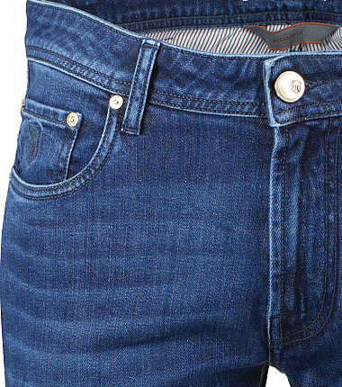 267732 250718 080213(1)