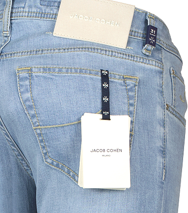 Jacob Cohen lichtere jeans voor heren model Nick Ben Borst Noordwijk aan Zee