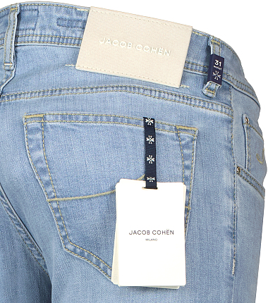 Jacob Cohen lichtere jeans voor heren model Nick Ben Borst Noordwijk aan Zee