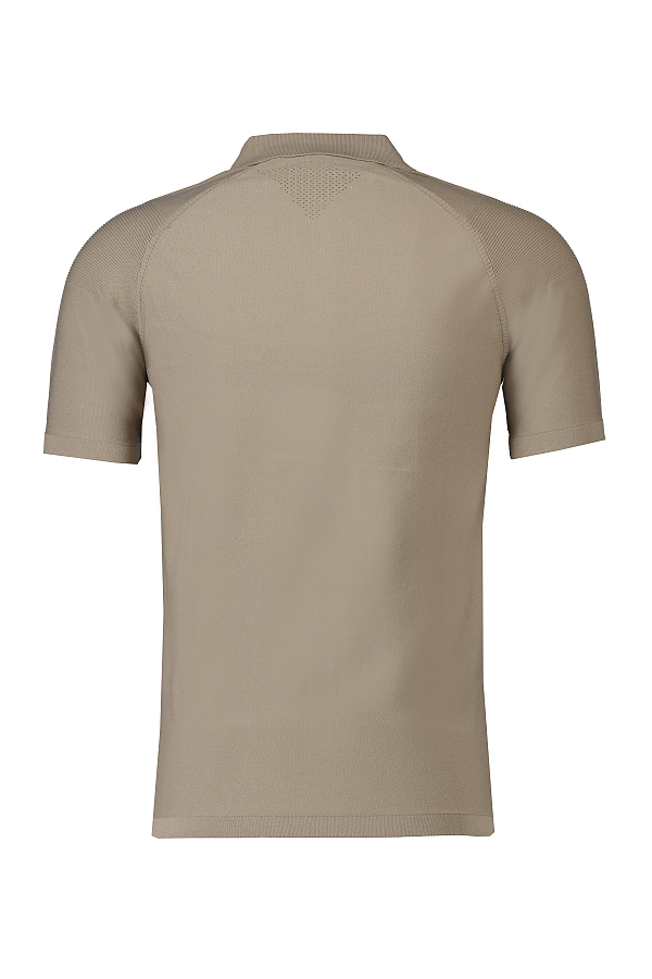 Alpha Tauri Polo