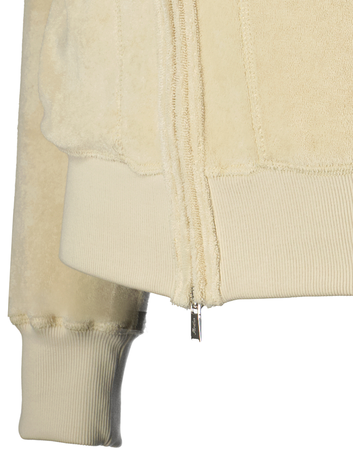 262513 250422 083657(1)