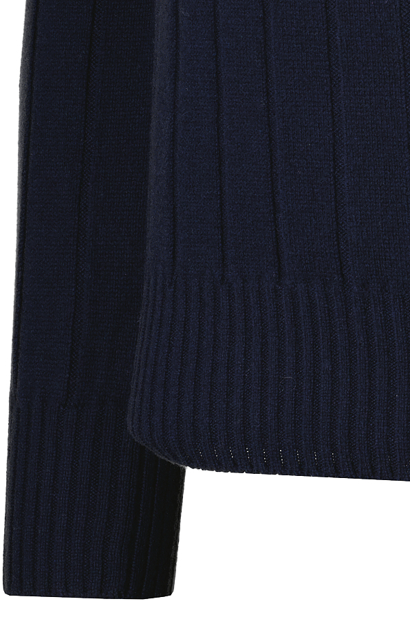 266939 250722 142149