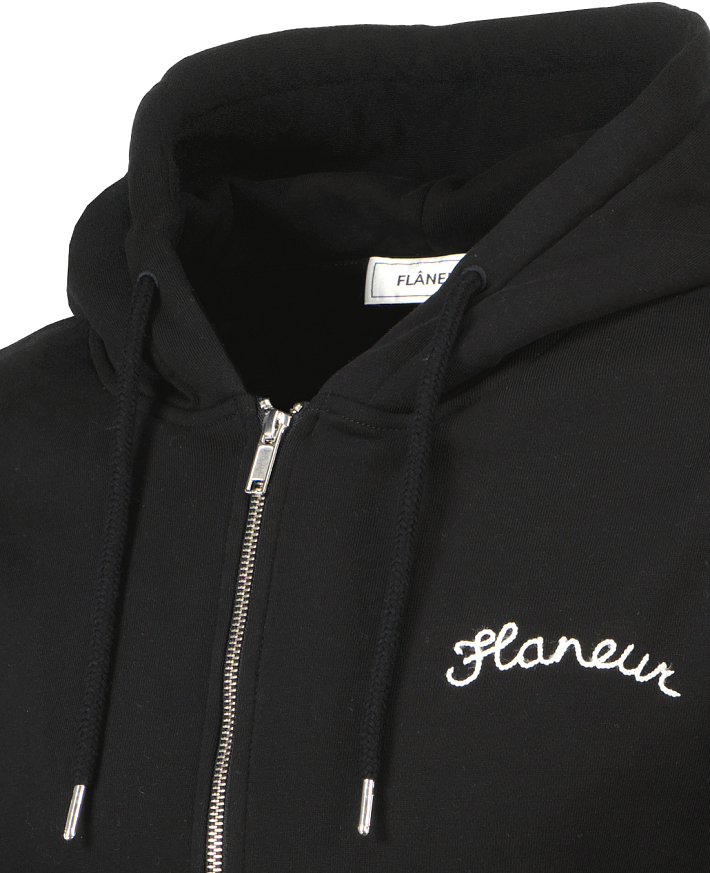 268945 250801 082422