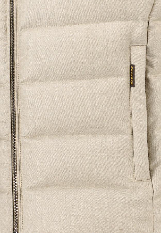 269528 250903 141801