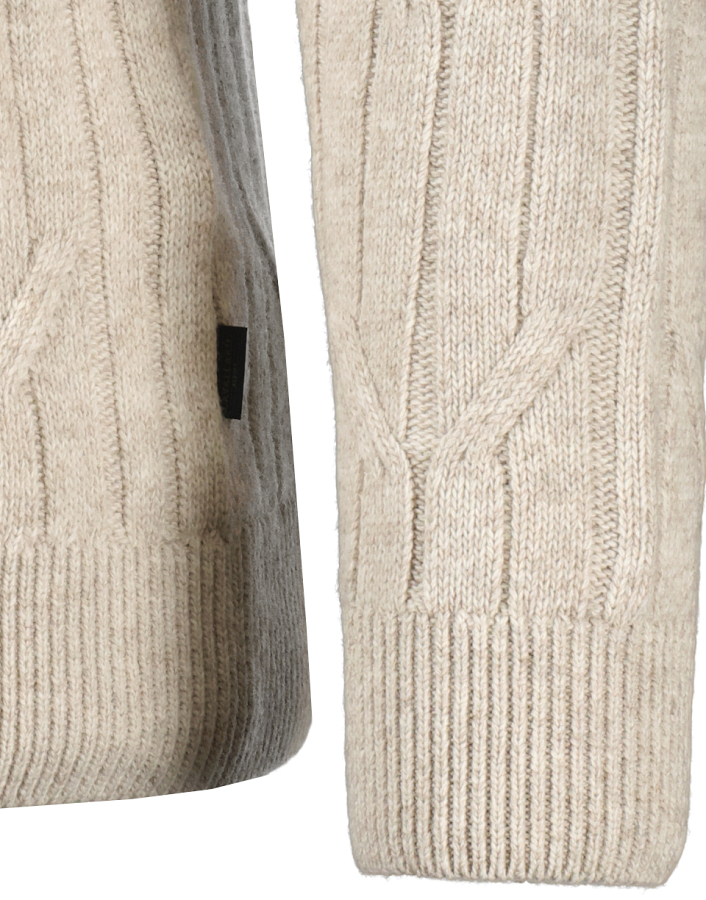 271632 250827 085343(1)