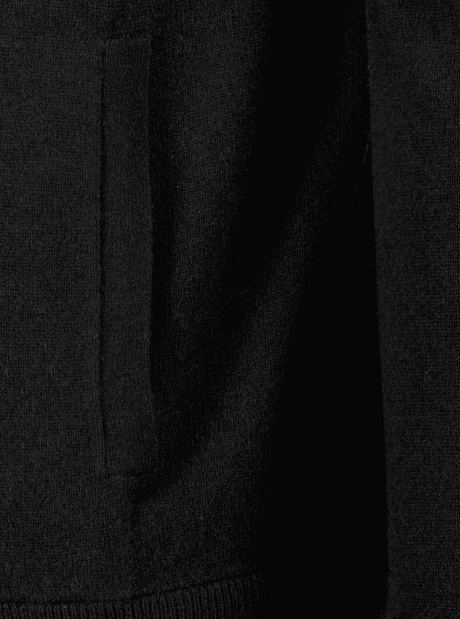 272669 250918 105700