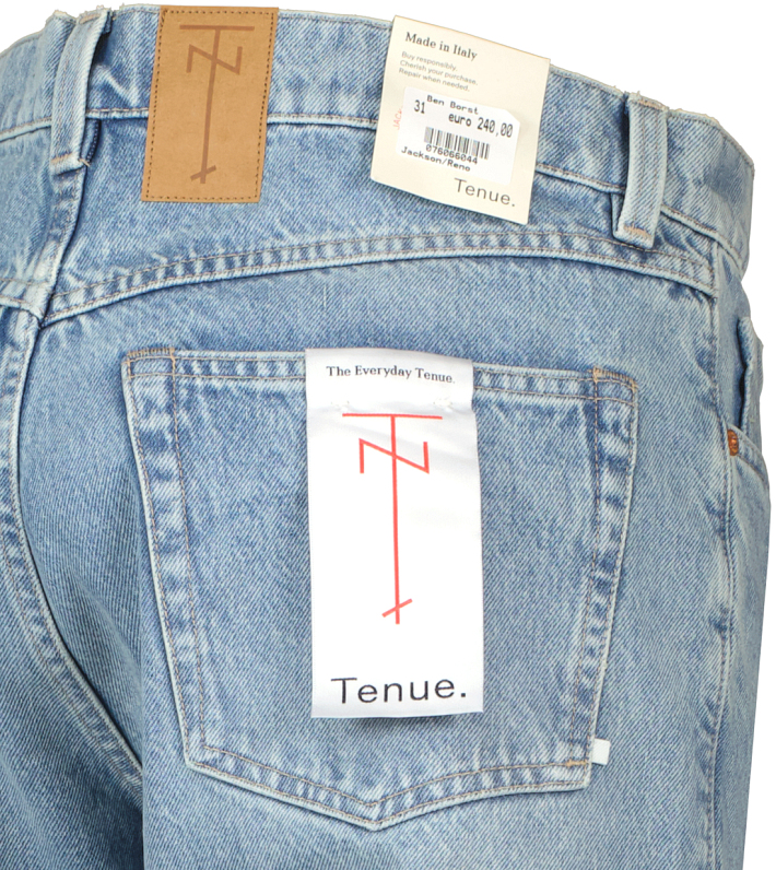 278711 251203 102308