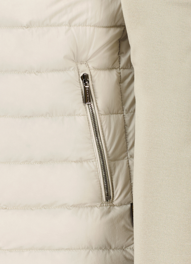 284504 248921 250312 104335