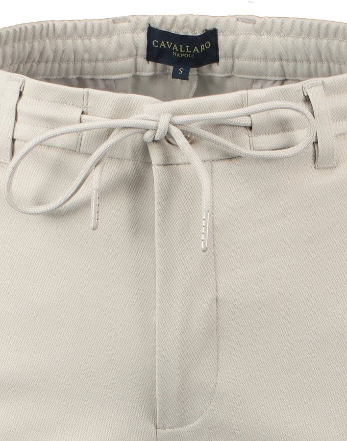 284586 260130 122653(1)