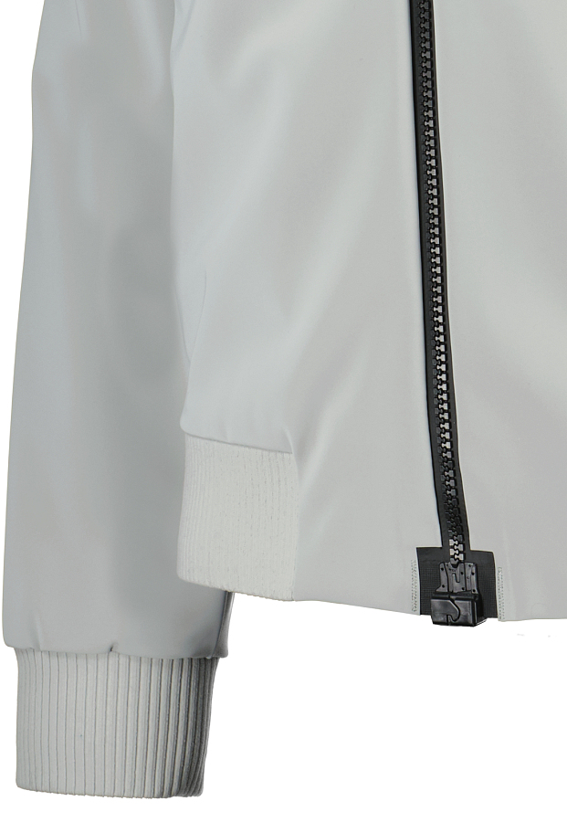 285396 260129 120322