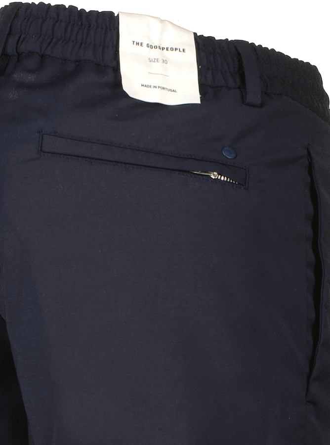 290076 260219 095849